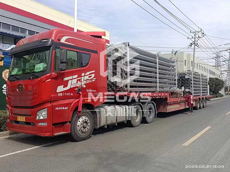 氣化器-軟磁制造行業(yè)-2500方高壓氣化器2臺